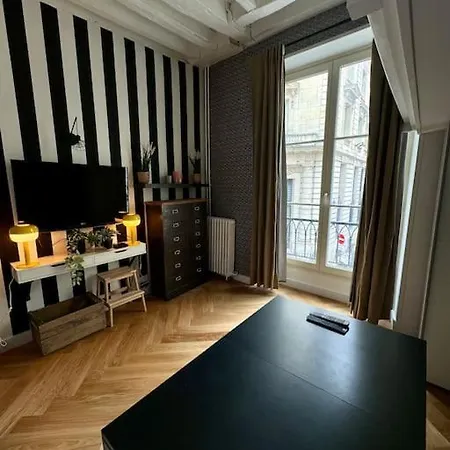 Appartement Au Coeur De Paris Exterior photo